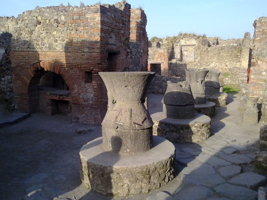 2-Hour Private Walking Tour of Pompeii - The Red Light District frescoes and the reality of public art