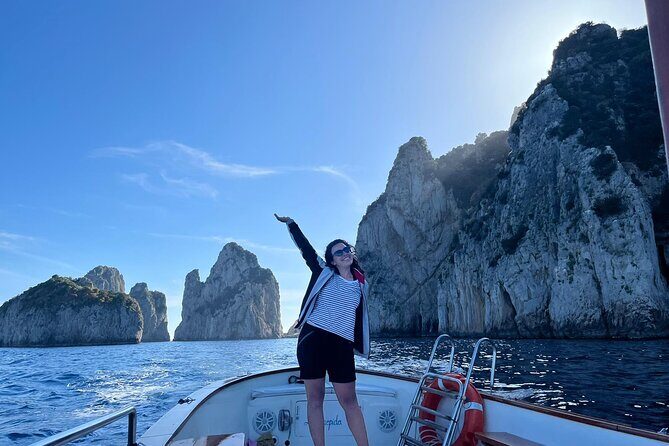 2 Hours Guided Sunset Tour of the Island of Capri with Aperitif - Stop 2: Punta Carena Lighthouse and the western sunset