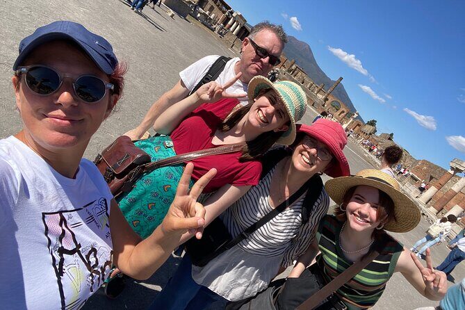 2 Hours Pompeii Group Tour with Archaeologist Guide and Skip the Line - Streets, shops, and the city market: how Pompeii moved people around