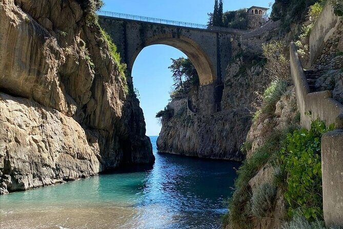 24/7 Private Intercity Transfers from Naples Airport/Station/Port - Who this Naples transfer is best for