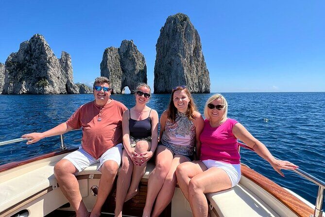 3 Hours Private Boat Tour of Capri with Pasta and Prosecco - A 3-hour private boat route that hits Capri’s best angles fast
