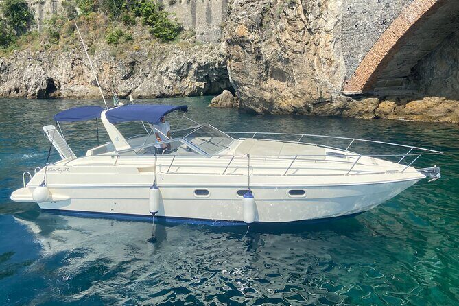 4-hour boat tour of the Amalfi Coast - On board comfort: small group helps, but shade and narration vary