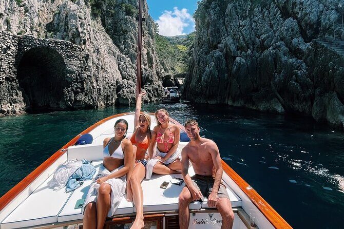 4 Hour Private Boat Tour of Capri - Where the tour starts (and how the day stays easy)