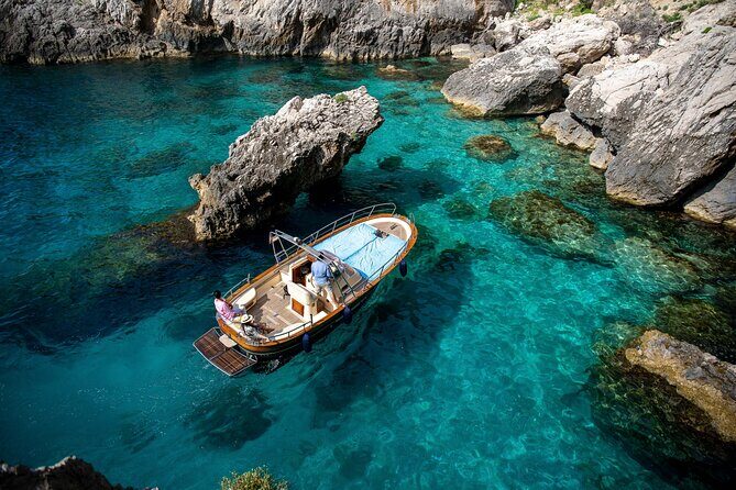4 Hours Private Boat Tour of Capri - Key highlights worth planning around