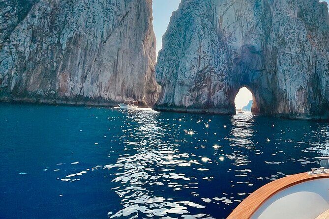 7 Hours Private Boat Experience on Capri from Positano - Private boat to Capri: what you’re really paying for