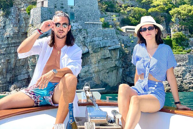 7 Hours Private Boat Experience on Capri from Positano - Blue Grotto 30 minutes: plan for the extra €15 ticket