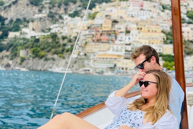 7 Hours Private Boat Experience on Capri from Positano - White Grotta, Faraglioni, and the Natural Arch: classic Capri in short stops
