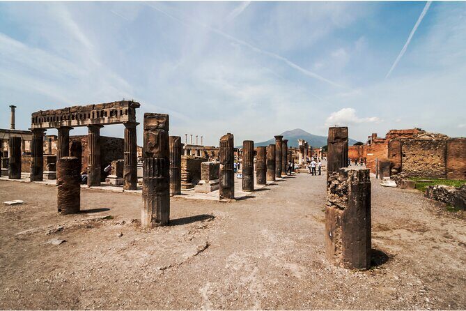 All Inclusive Pompeii, Pizza Class & Olive Oil Experience - Private transport from Sorrento and the Amalfi area