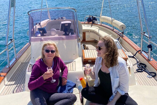 Amalfi Boat Tour from to Positano Praiano or Amalfi. 7 hours - Stop 1: cruising the Amalfi Coast with real swim time