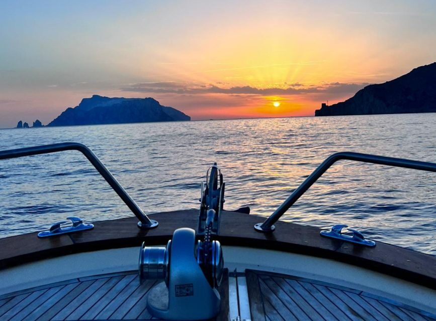Amalfi: Capri & Amalfi Coast Private Cruise - Capri versus Positano: make your 2 hours count