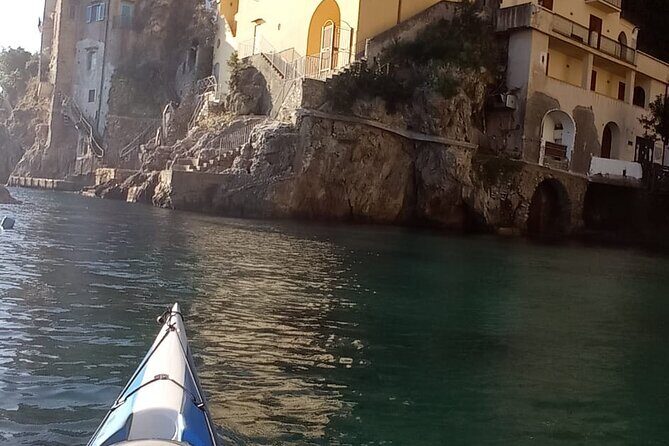 Amalfi coast 3 hr. Kayak Tour: Cruise Ship Special - Cetara Break and Lunch by the Port