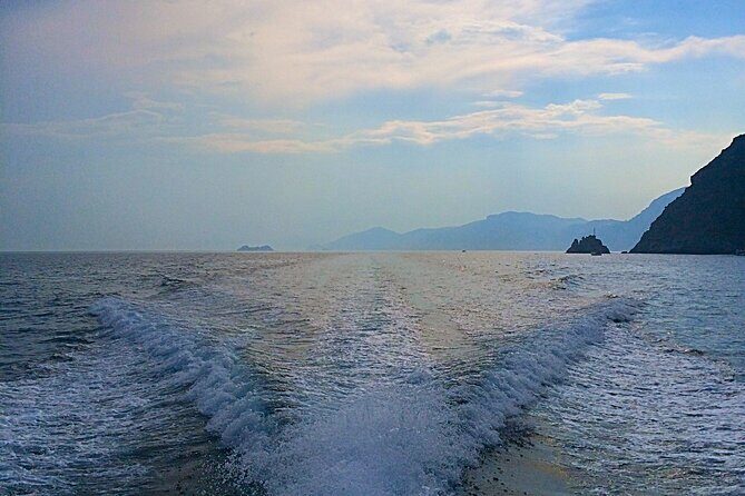 Amalfi Coast 7-hour Private Boat Rental in Maiori or Minori - Swim breaks, lunch stops, and staying in control