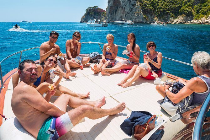 Amalfi Coast Boat Tour from Sorrento with Positano Visit - Positano for 1.5 hours: steep streets, viewpoints, and fast decisions