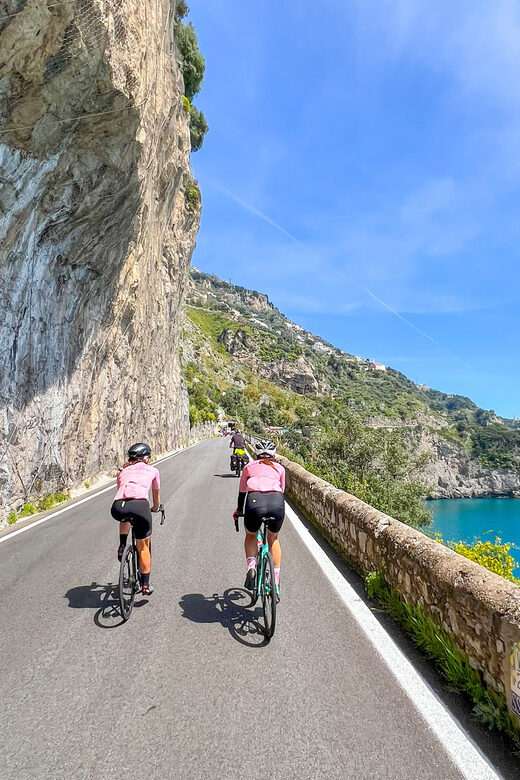 Amalfi coast: E-bike tour from Sorrento to Positano - Olive and Lemon Groves: Photo Stops and Breathing Room