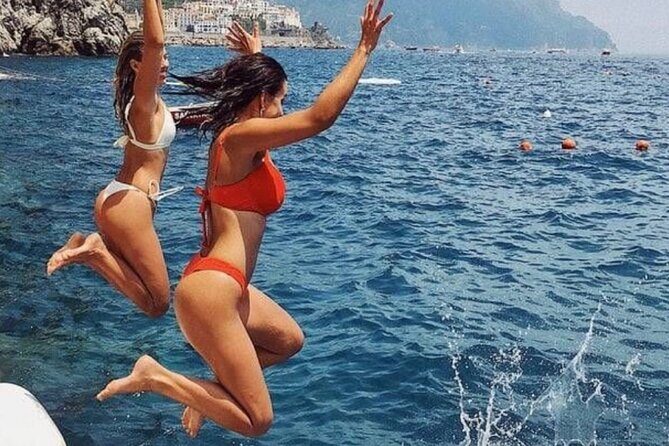 Amalfi Coast Half Day Private Boat Tour from Positano - Minori and Maiori: finishing with more coastline time