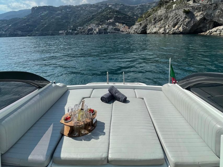 Amalfi Coast: Scenic Boat Private Tour with Aperitif - When things change: sea conditions and the one real risk