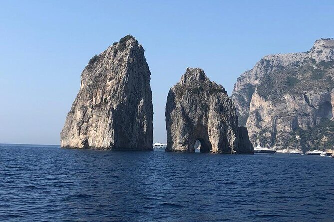 Amalfi Coast Sharing boat tour from Sorrento - On-board comfort that keeps the day from dragging