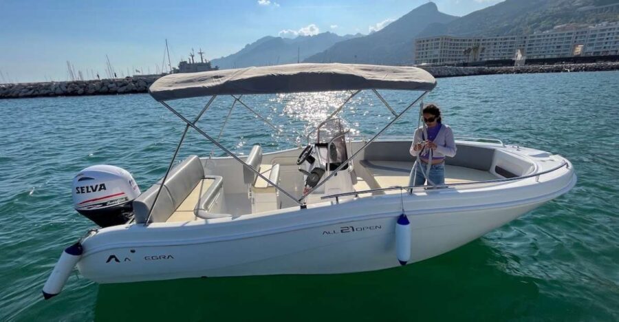 Amalfi coast tour with skipper from Salerno to Positano - Should you book the Salerno to Positano skipper tour?