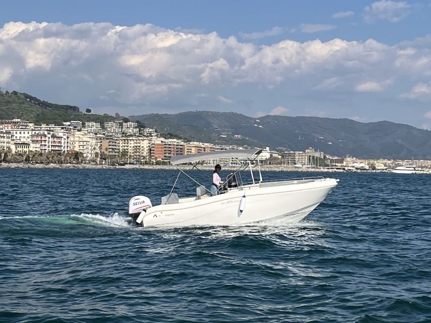Amalfi coast tour with skipper from Salerno to Positano - Cruising past Vietri and through the Maiori area: swim-friendly coastal beats