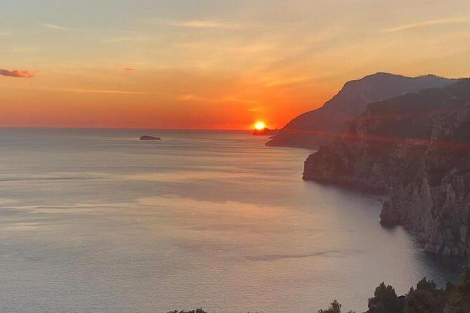 Amalfi, Positano & Ravello small group tour from Sorrento with lunch - Ravello: 1 Hour for Views and a More Peaceful Pace