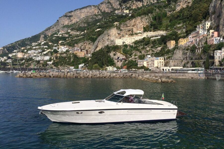 Amalfi: Private Full-Day Boat Excursion on the Amalfi Coast - The morning game plan: pickup, meet-up, and staying on time