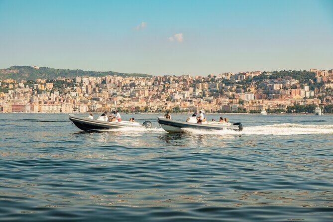 Aperitif on a boat at sunset in the Gulf of Naples - Sunset aperitif boat, Naples style: what 2 hours feels like