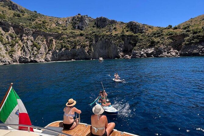 Appreciate the Amalfi coast on a luxury yacht! - Luxury Yacht Comfort From Sorrento: What This Day Feels Like