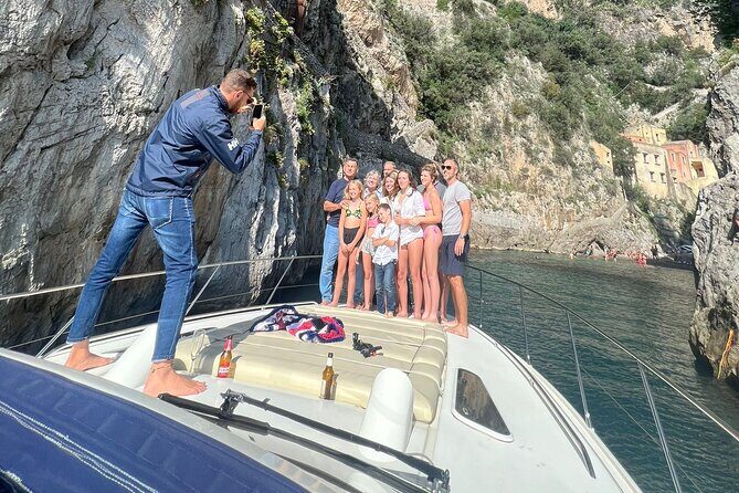 Appreciate the Amalfi coast on a luxury yacht! - The Onboard Aperitif: Prosecco, Snacks, and Actually Useful Comfort