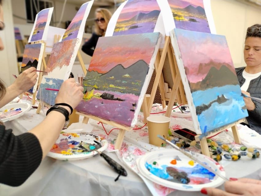 Art Workshop in Naples city centre with Aperitif - Where you meet near Piazza Bellini (and how to avoid waiting)