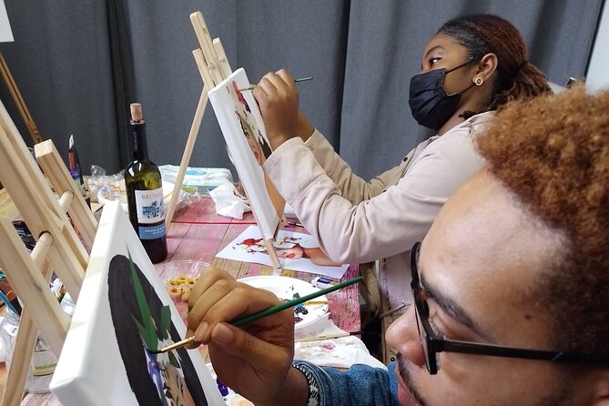 Art worshop with aperitif in Naples - A Small-Group Painting Lesson in Naples Old Town