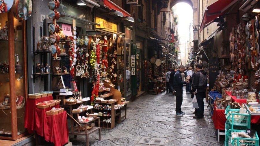 Best of Naples: Private Walking Tour with a Local - Spaccanapoli on foot: learning Naples by street-level observations