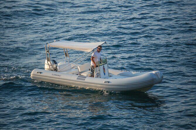 Boat rental from Marina Grande di Sorrento - Lunch Moves: Icebox Strategy and On-Water Restaurant Stops