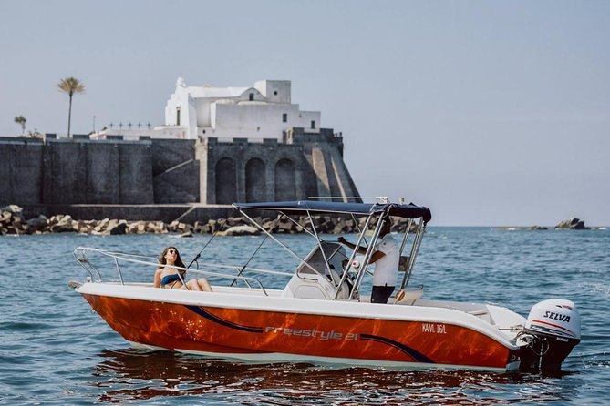 Boat trip on the island of Ischia Terminal Boat 21 - Sorgeto Bay thermal springs: the steam-and-sea moment