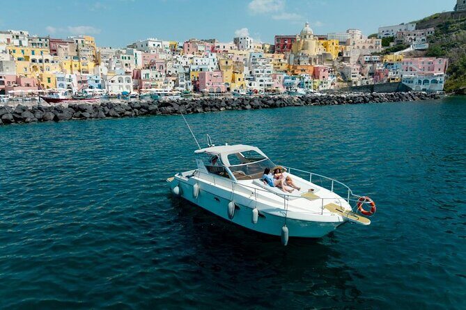Boat trip with lunch or aperitif in Procida with Eraora Boat - Meet at Marina Chiaiolella and set your expectations