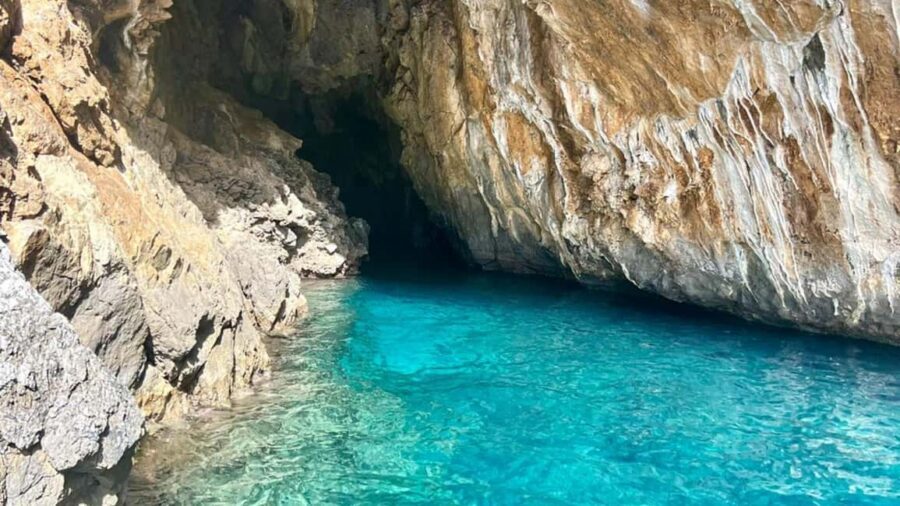 Camerota: boat tour exploring Baia Infreschi - Baia Infreschi: the 3-hour format that actually delivers