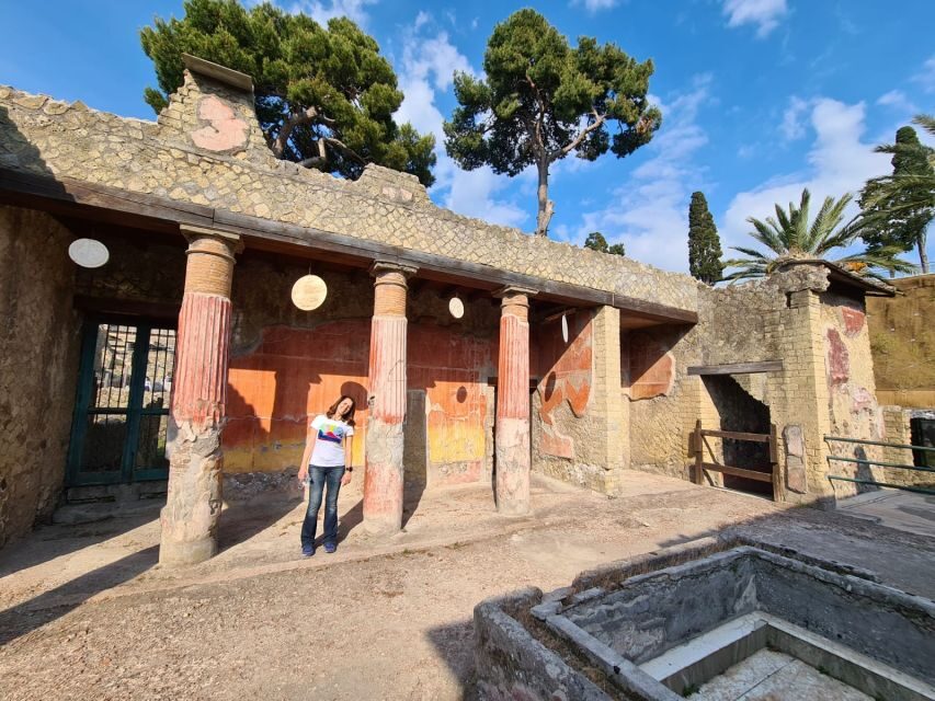 Campania: Pompei+Herculaneum+Vesuvius audio guide - Naples’ MANN Museum: Farnese and Egypt Collections Explained