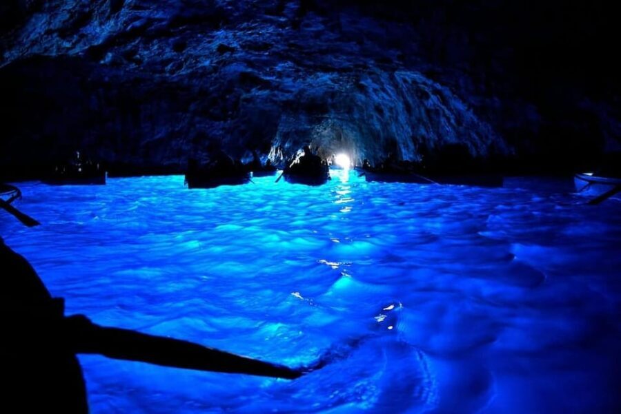 Capri: 3-Hour Private Boat Tour with Blue Grotto Visit - Small Tips That Make a Real Difference on Capri Water