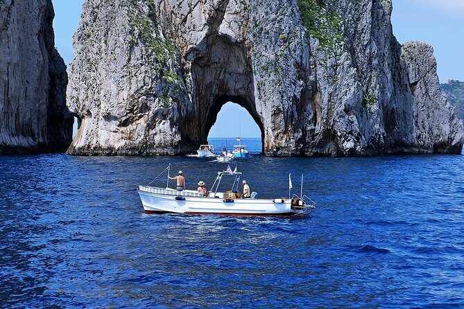 Capri, Anacapri and a Special Boat Experience Around The Island - The shuttle bus detail that saves your legs on a dispersed island
