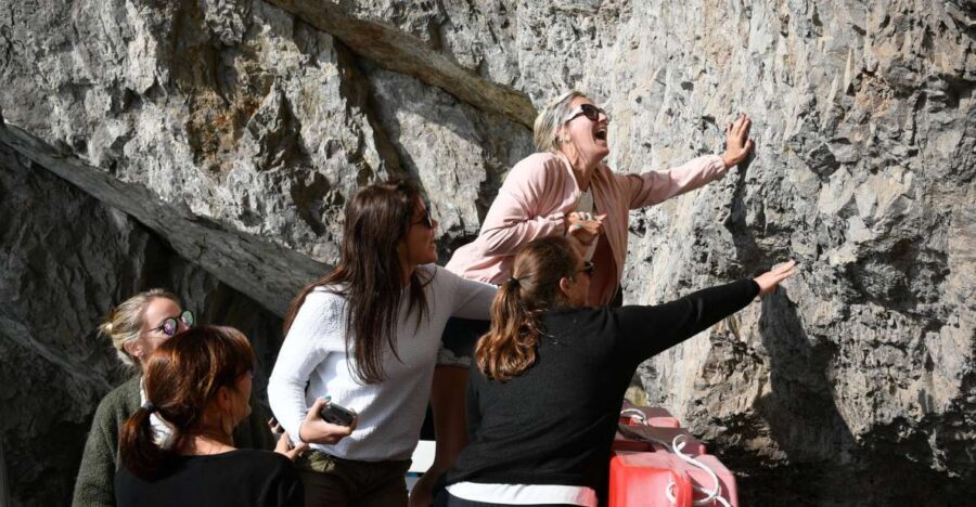 Capri and Anacapri: Sea and City Sightseeing Tour - Should you book this Capri and Anacapri Sea and City tour?