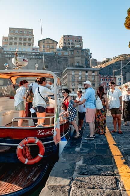 Capri and Blue Grotto Day Tour From Sorrento with 8 People - What this Capri day tour feels like in real life