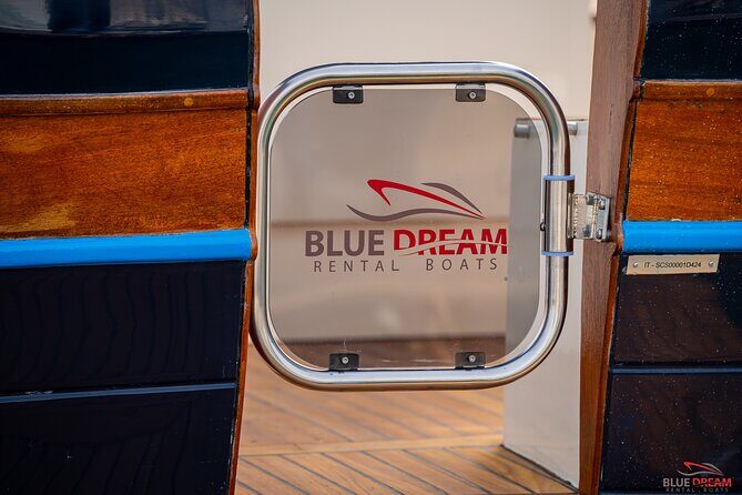 Capri Boat Tour for Small Groups - Key highlights at a glance