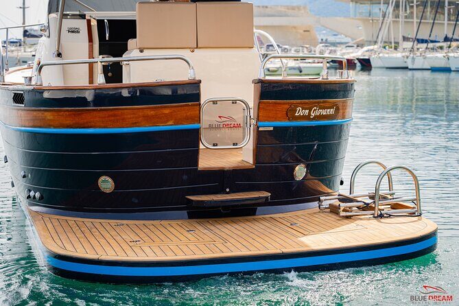 Capri Boat Tour for Small Groups - What the skipper experience feels like (and what you should expect)