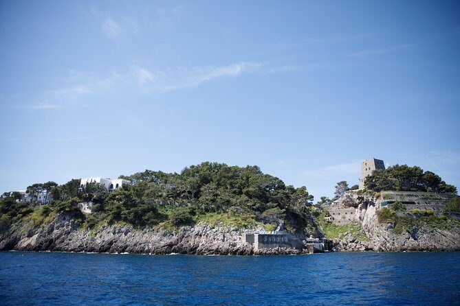 Capri Boat Tour from Sorrento - Speedboat 37ft - Capri shore time: Via Camerelle boutiques plus time around Marina Grande