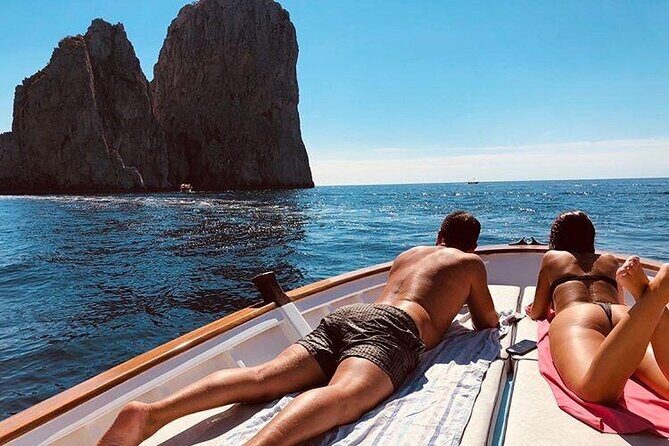 Capri Boat tour in 3 hours - White Grotto: karst origins and sea-wave erosion
