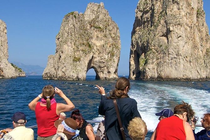 Capri: Boat Tour, Priority Tickets & Blue Grotto (Optional) - Onboard Experience: Live Commentary, Photo-Friendly Space, and Audio Checks