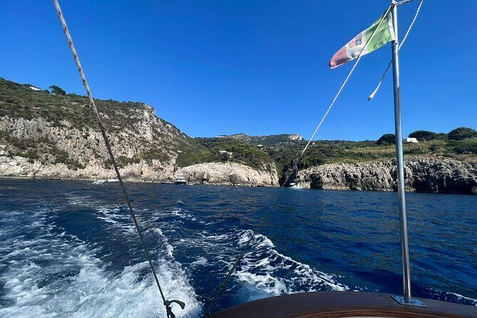 Capri by Boat private Comfortable tour - I Faraglioni and Natural Arch: iconic Capri views without wasting daylight