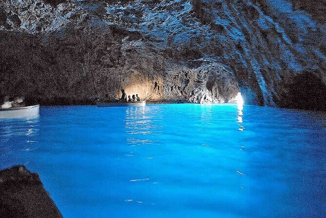 Capri by Boat: Private Tour of the Blue Grotto and Faraglioni - What you should bring (and how to time your water breaks)