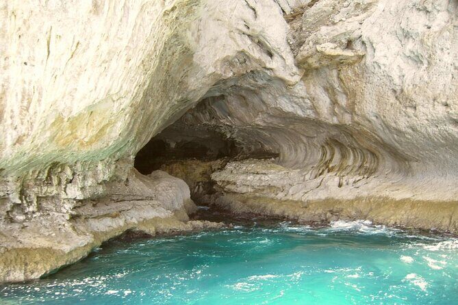 Capri by Boat: Private Tour of the Blue Grotto and Faraglioni - Marina Piccola and the Green Grotta: bays for photos and emerald-green light