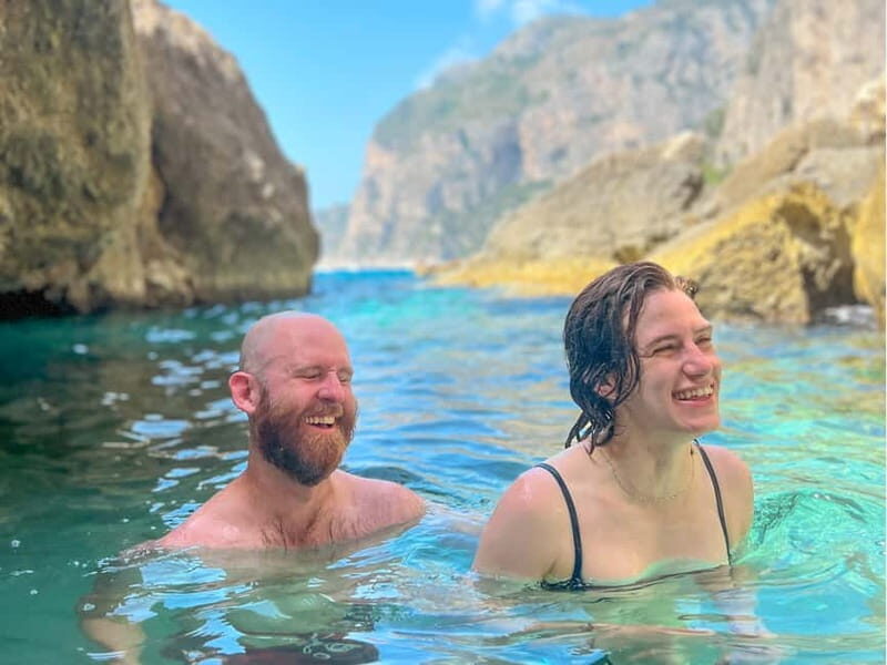 Capri: Caves and Beaches Paddle Board Tour. Photos included - Price and Value: Is $47.45 Worth 1.5 Hours on the Water?