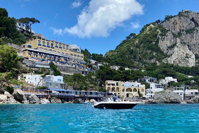Capri-Positano Private Yacht tour from Sorrento,Positano or Capri - Grotta Verde: The Quick Stop That Includes a Real Water Moment